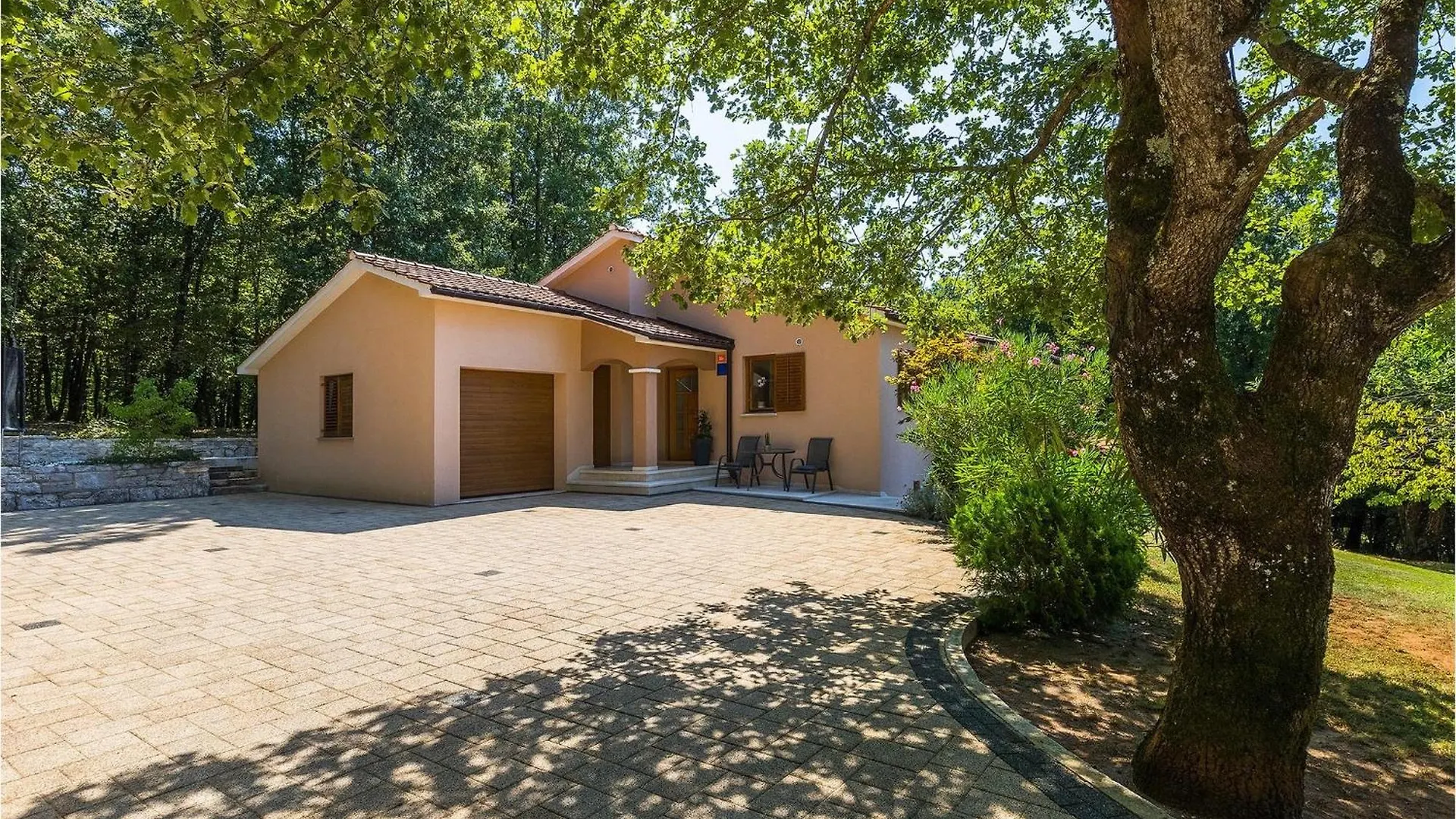 Villa Tila Pazin Feriehus